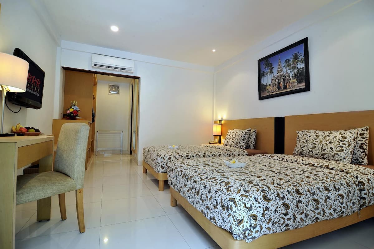 Minibar, in-room safe, individually decorated, individually furnished