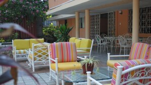 Exterior - Hotel Imperial (Cap-Haitien)
