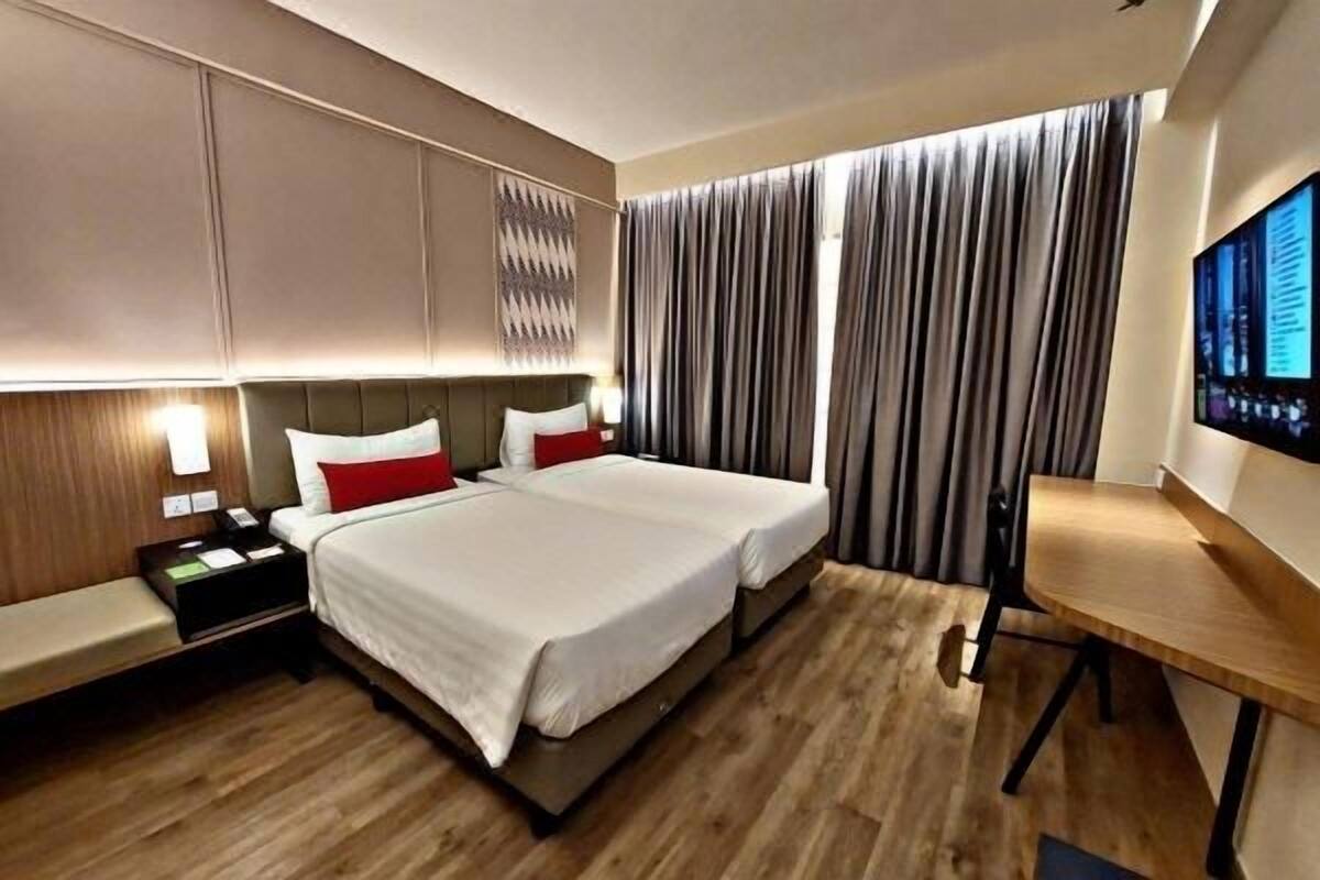 In-room safe, desk, laptop workspace, blackout curtains
