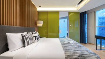 Deluxe suite, 1 slaapkamer | 2 slaapkamers, een kluis op de kamer, een bureau, geluiddichte muren