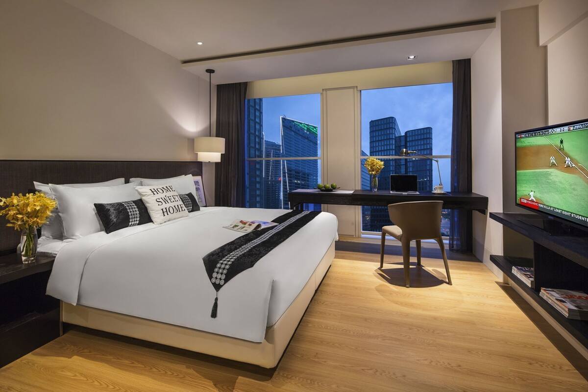 In-room safe, desk, soundproofing, iron/ironing board