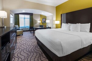 Roupas de cama premium, camas com colchões pillow-top, escrivaninha