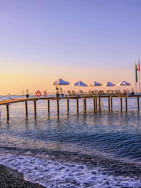 Private beach, sun loungers, beach umbrellas, beach towels