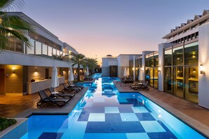 Indoor pool, 2 outdoor pools, free cabanas, pool umbrellas - Tui Blue Sherwood Belek - All Inclusive (Serik)