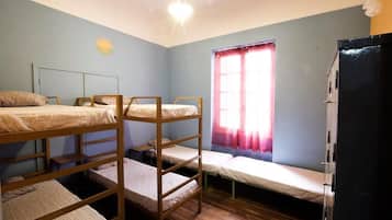 Asrama Umum Basic, 1 Tempat Tidur Twin (for 6) | Brankas dan Wi-Fi gratis