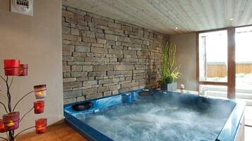 Sauna, steam room, Turkish bath/hammam