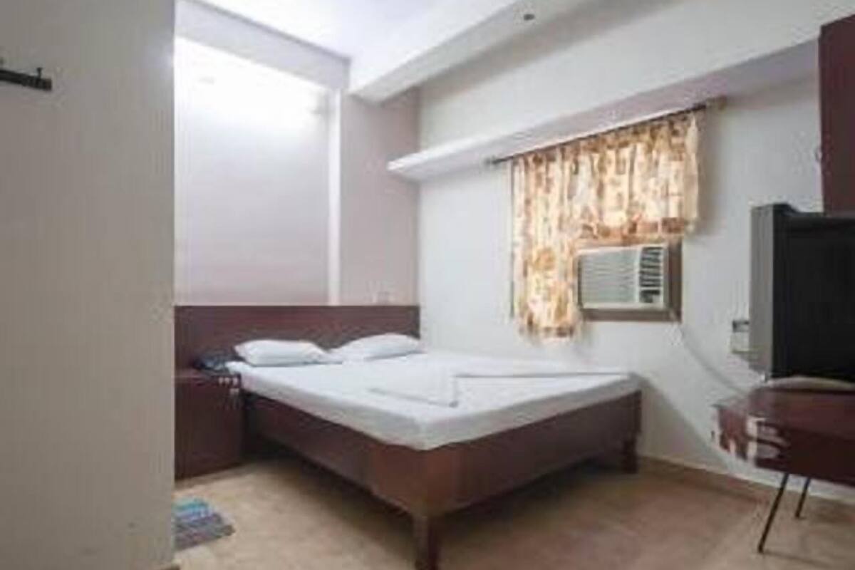 Doppelzimmer (with AC)