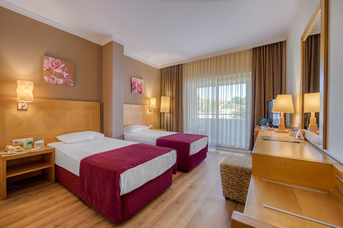 Een minibar, gratis babybedden, gratis extra bedden, gratis wifi