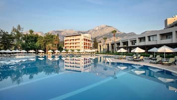 Indoor pool, 2 outdoor pools, pool umbrellas, sun loungers