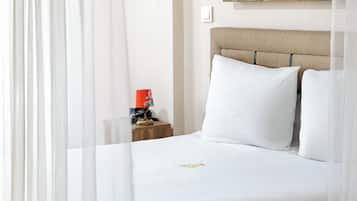 Standard Triple Room | 1 bedroom, premium bedding, free minibar items, individually decorated