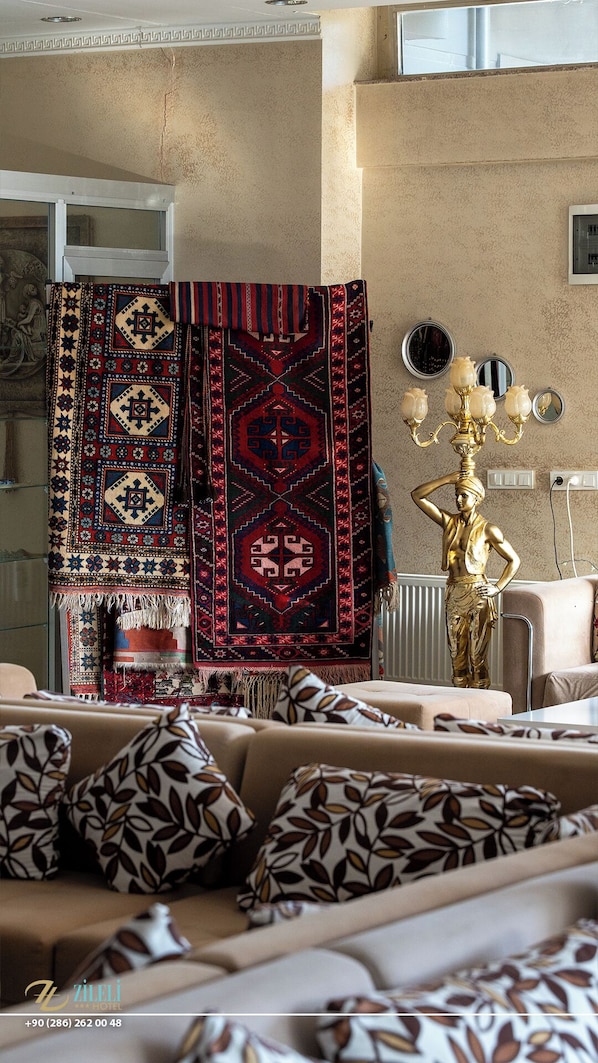 Reception - Hotel Zileli (Çanakkale)