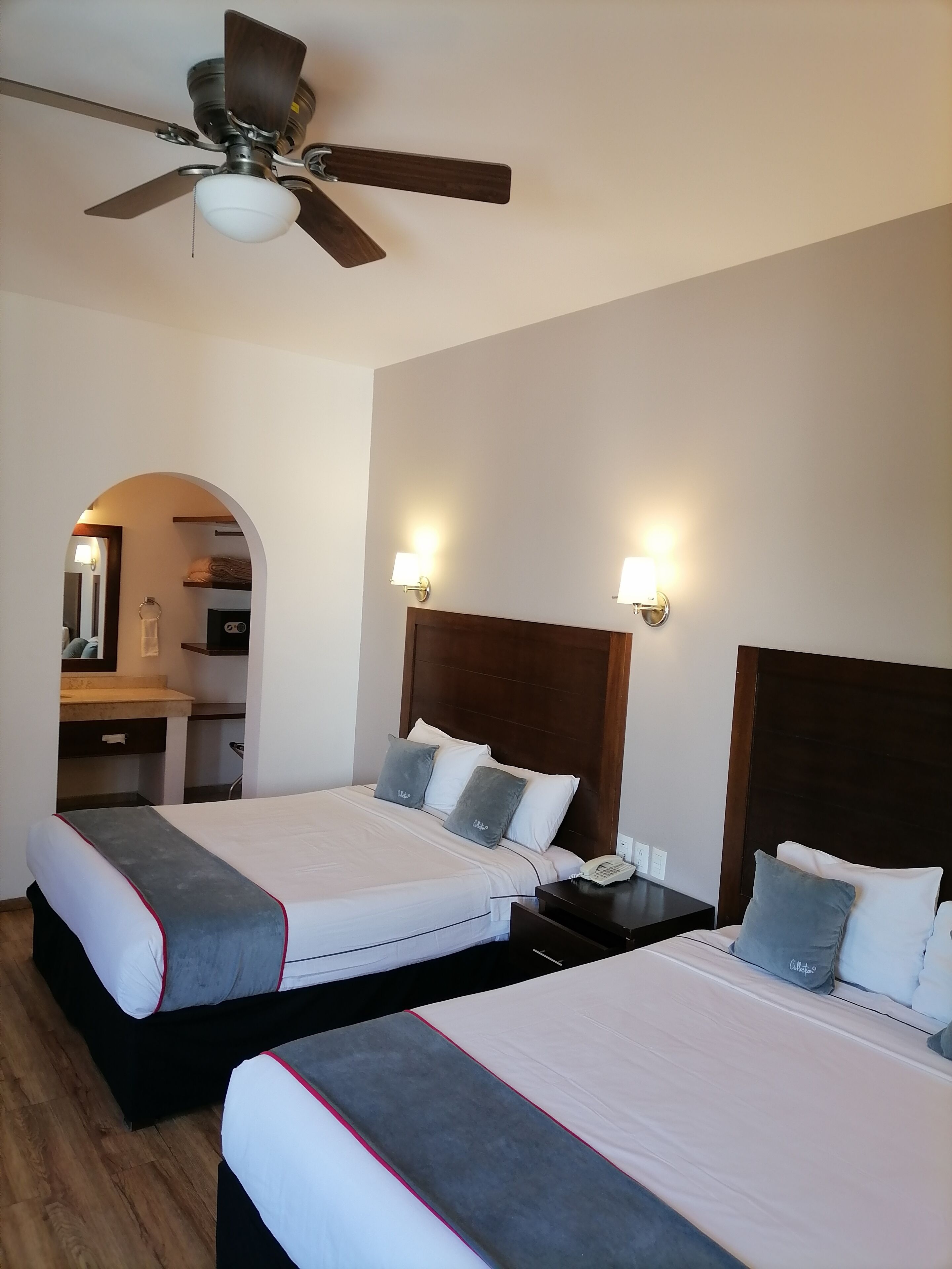 double room | 1 bedroom, premium bedding, in-room safe, desk