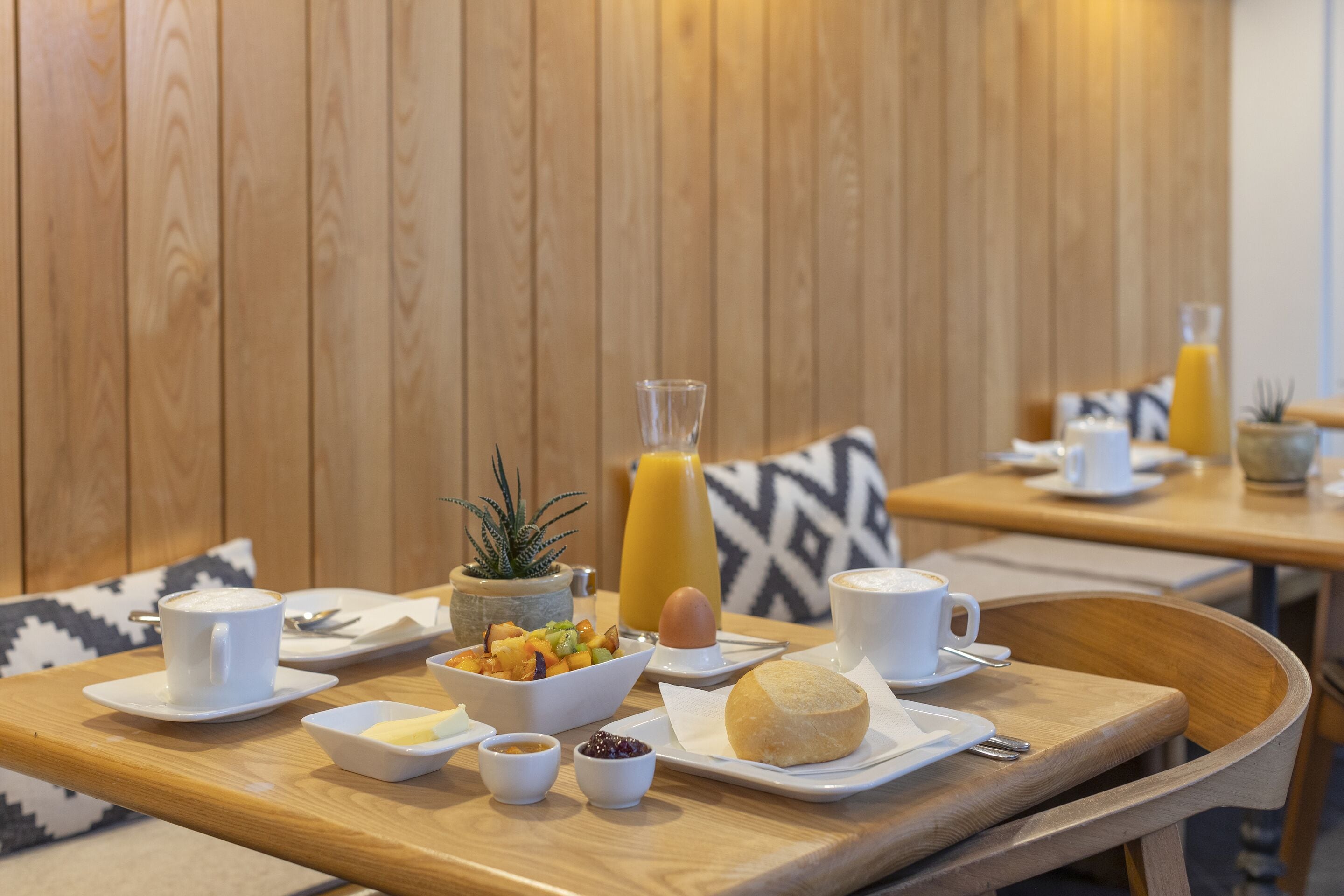 daily buffet breakfast (eur 10 per person)