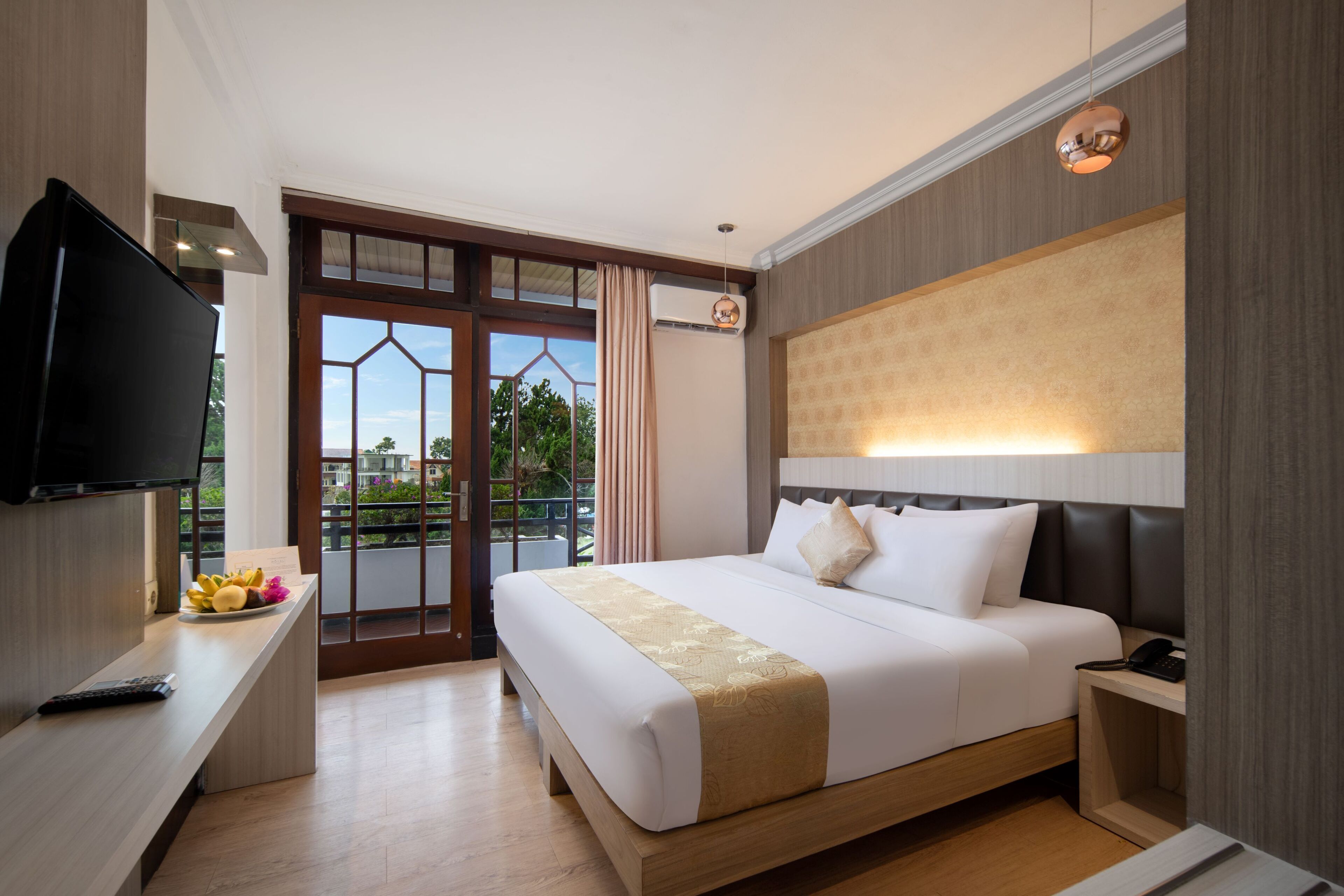 Kamar Superior | Minibar, brankas, meja kerja, dan kedap suara