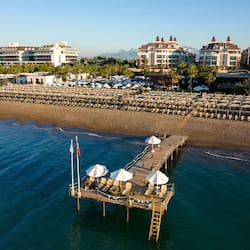 Private beach, sun-loungers, beach umbrellas, beach towels