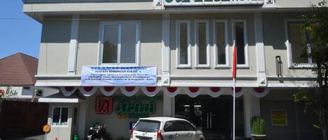 Fachada del alojamiento