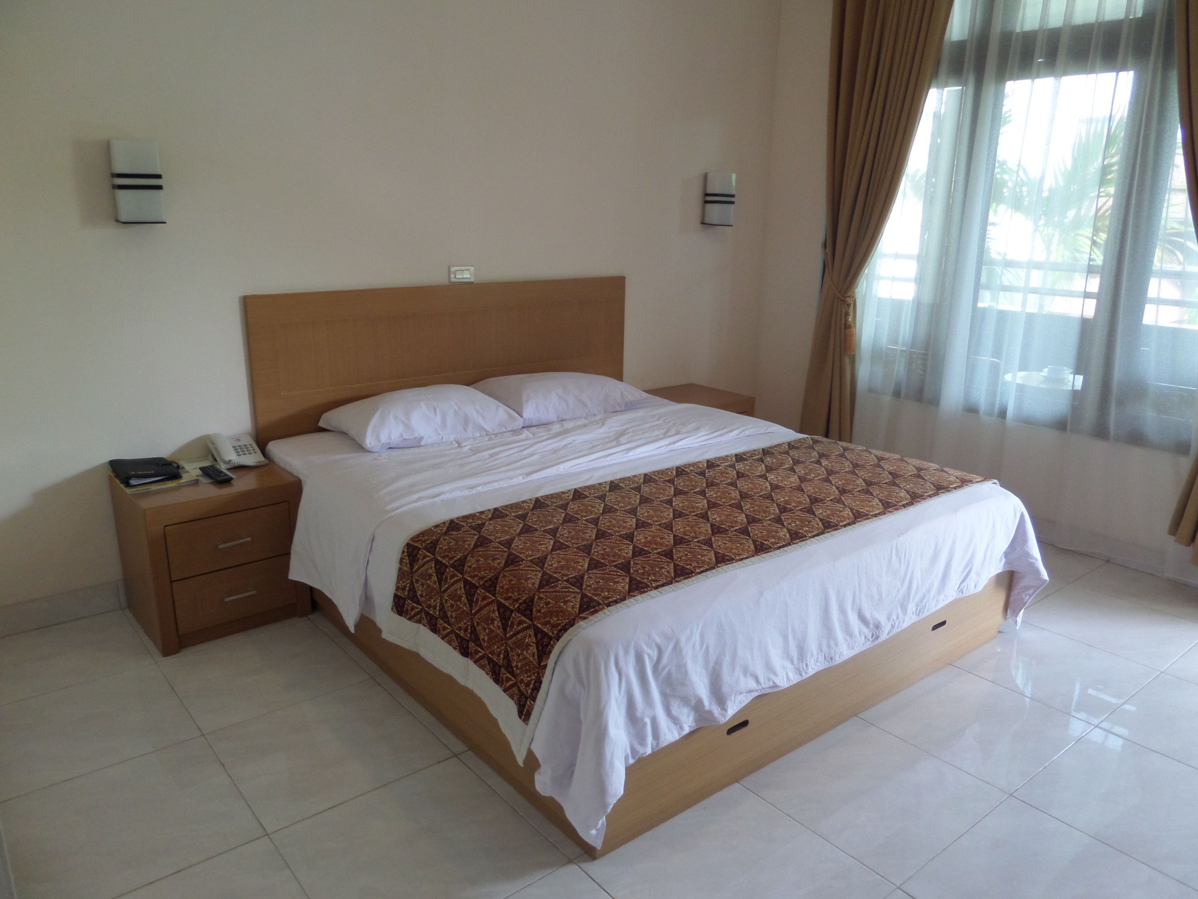 Habitación Deluxe con 1 cama matrimonial o 2 individuales | 1 habitación, escritorio y wifi gratis 