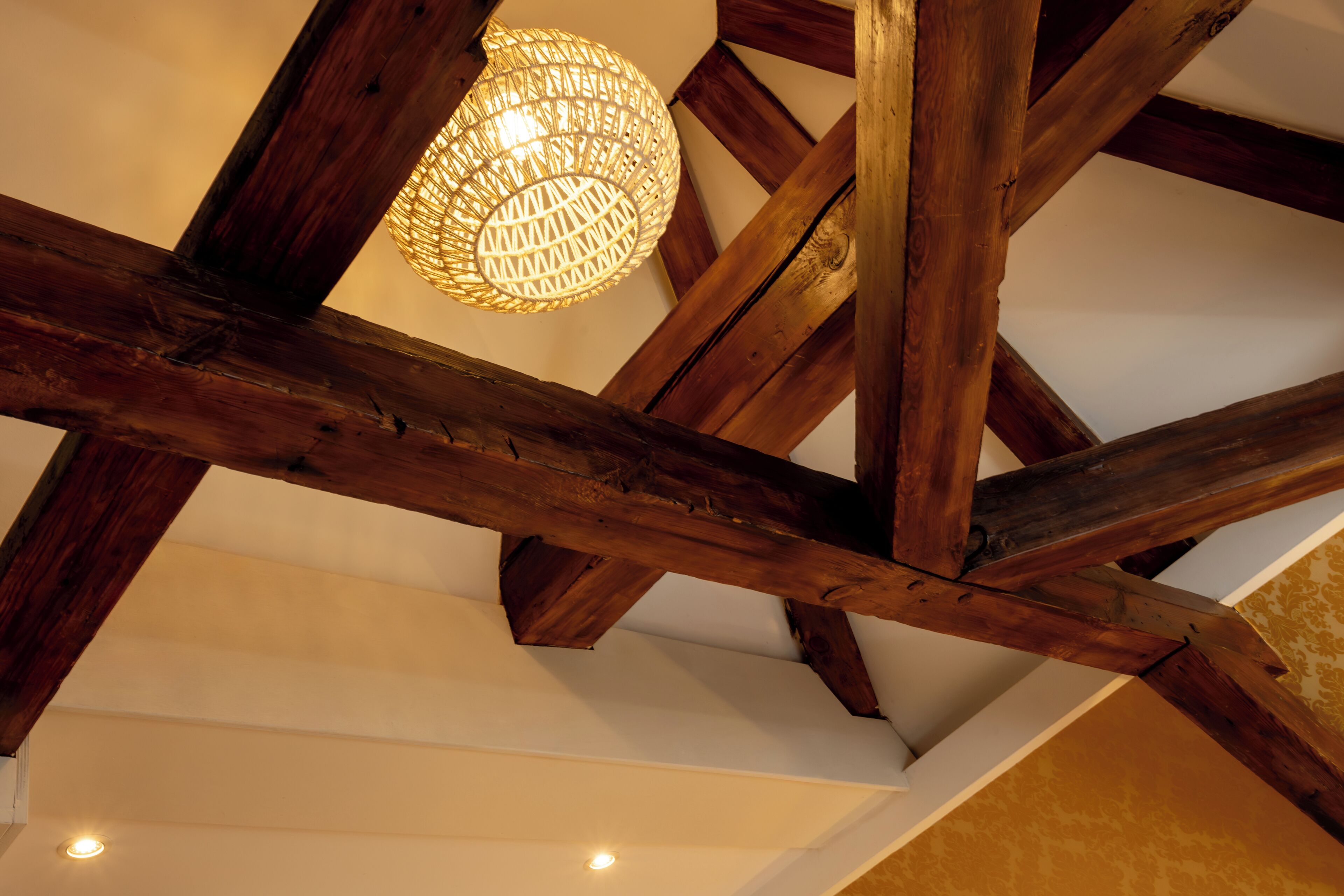 basic double room, 1 queen bed | in-room safe, desk, soundproofing, iron/ironing board