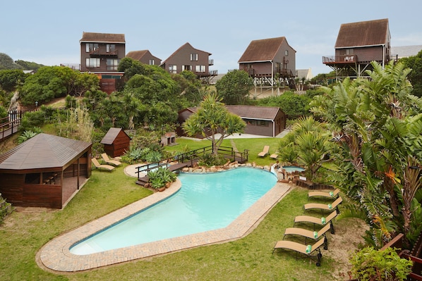 Outdoor pool, pool loungers