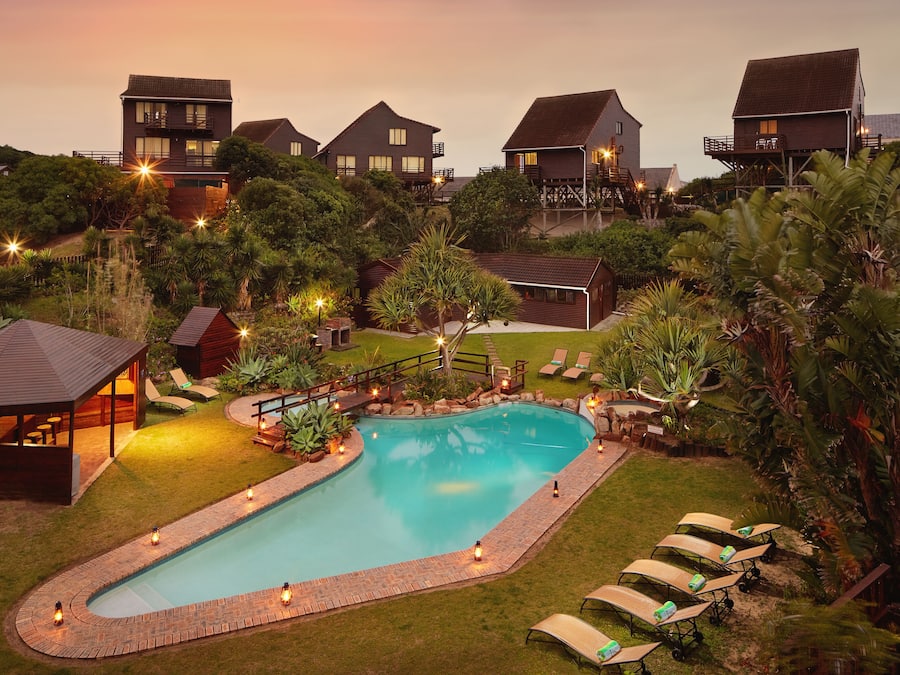 Outdoor pool, pool loungers