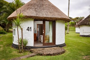 Front of property - First Group Hole in the Wall (King Sabata Dalindyebo)