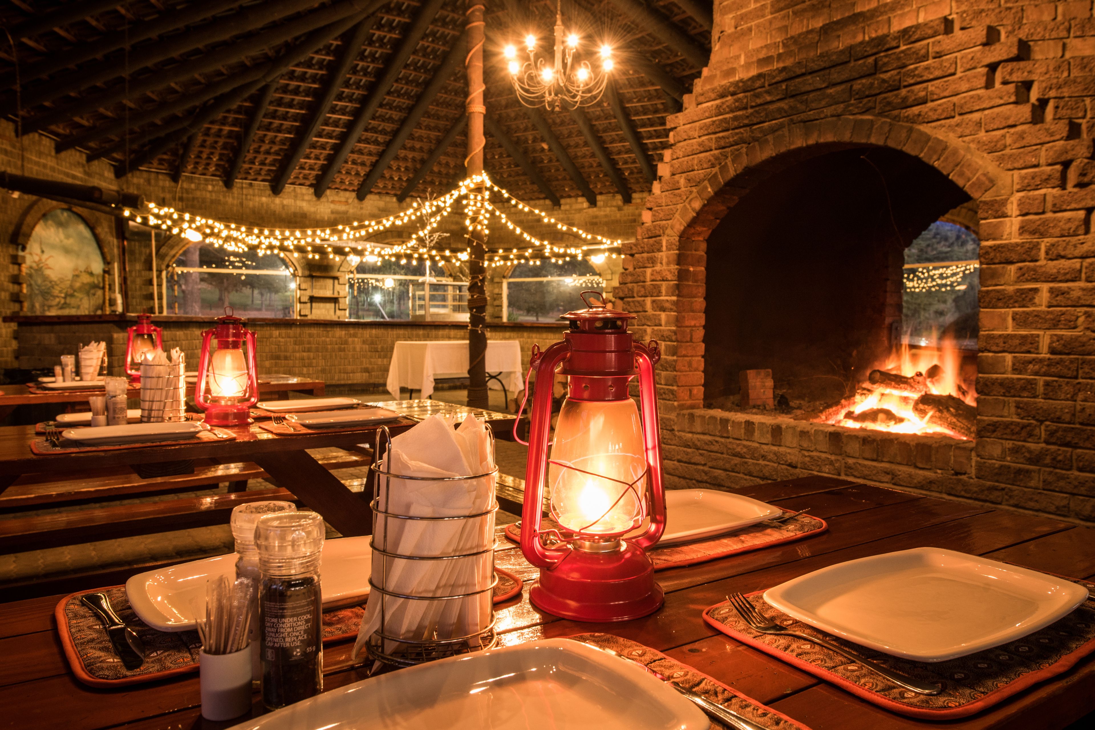 breakfast, lunch, dinner served; international cuisine