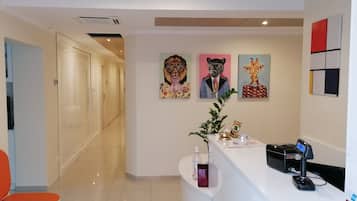 Quầy tiếp tân