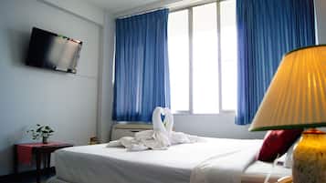 Pengeskab på værelset, skrivebord, gratis Wi-Fi