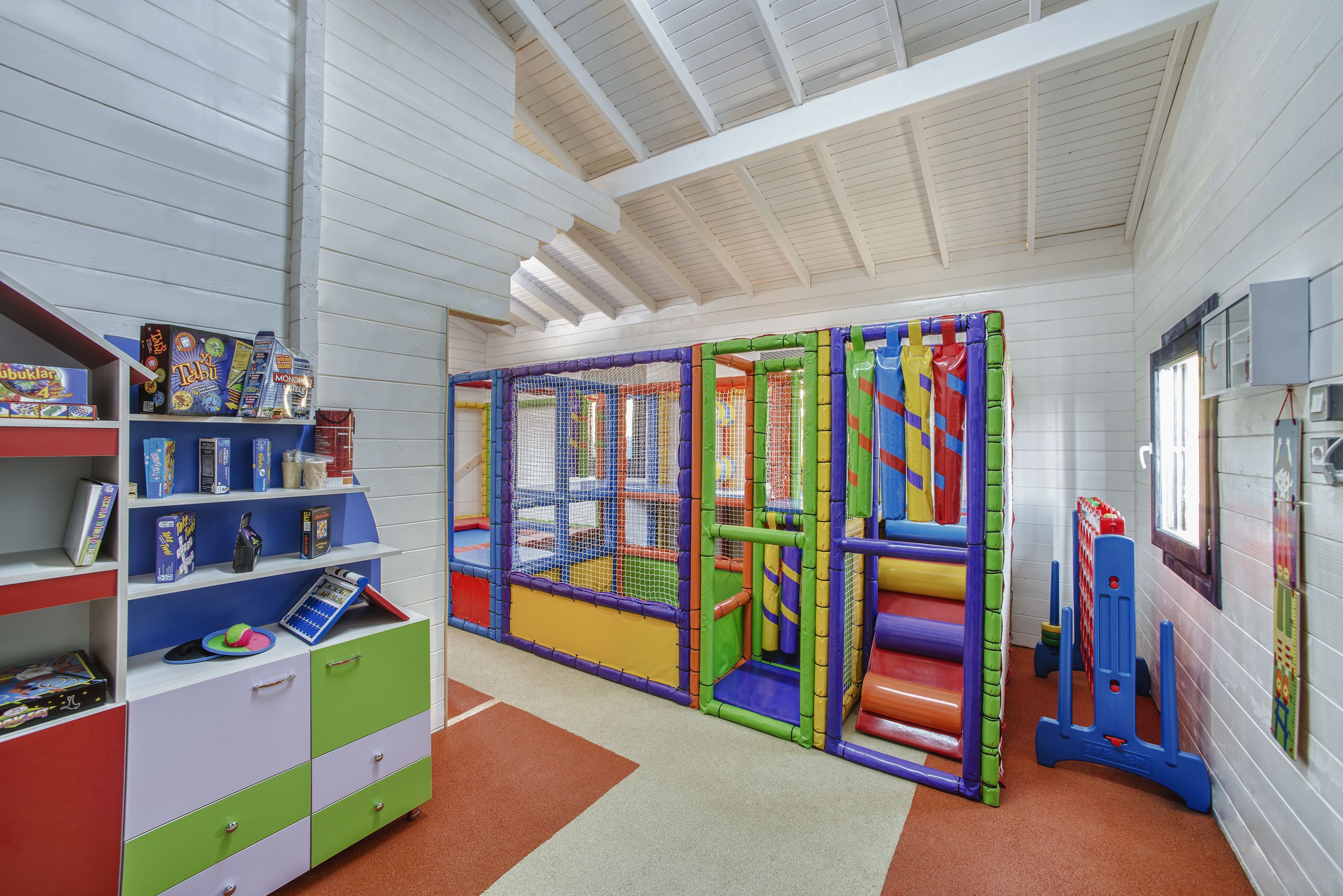 children’s play area – indoor