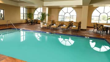 Indoor pool, pool loungers