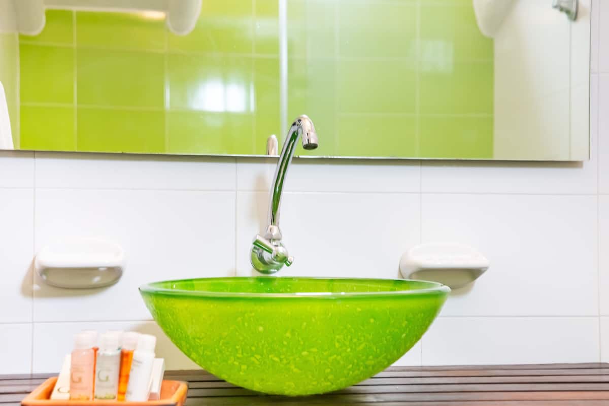 deluxe double room | minibar, in-room safe, soundproofing, free wifi