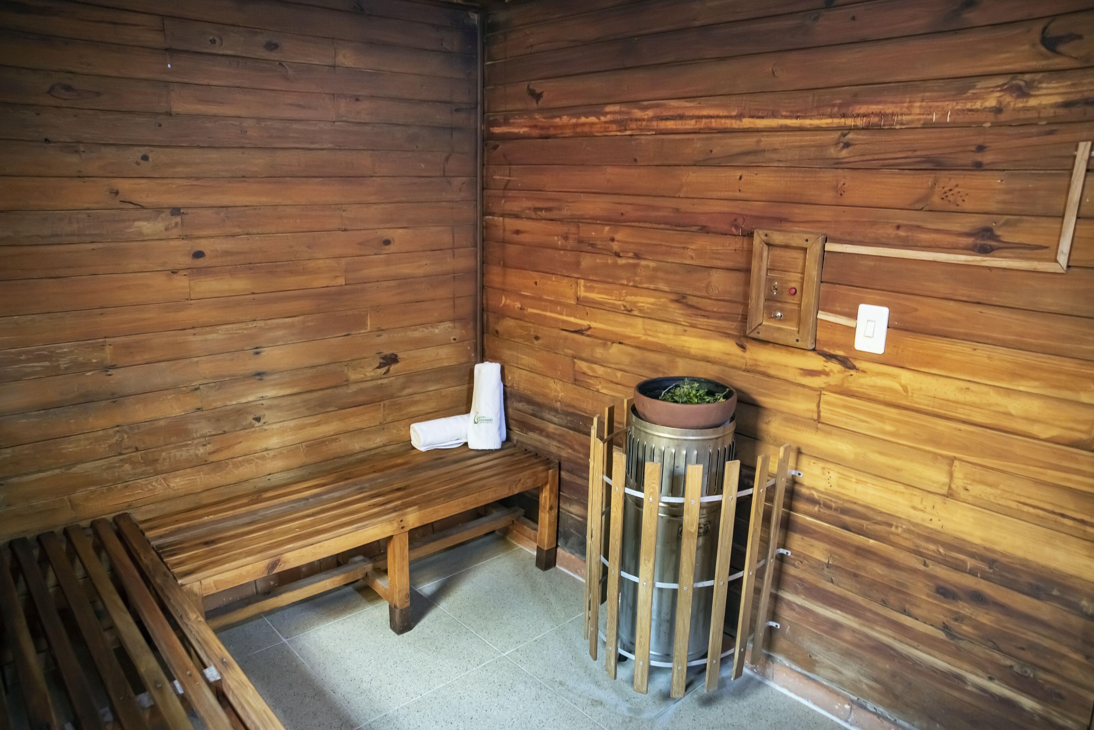 couples treatment room(s), turkish bath/hammam, hot stone massages