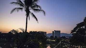 Deluxe kamer, uitzicht op rivier | Kameruitzicht