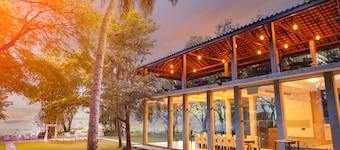 Thotupola Lakeside Resort