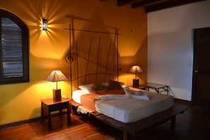Deluxe Double Room, 1 Bedroom, Lake View