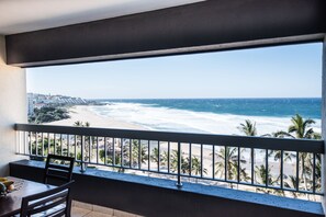 Apartment, 3 Bedrooms, Sea View | View from room