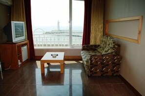 Family Room | Ruang tamu