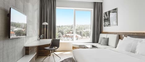 Premium bedding, minibar, in-room safe, desk