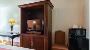 Cribs/infant beds, free WiFi, bed sheets