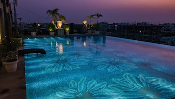 5 indendørs pools