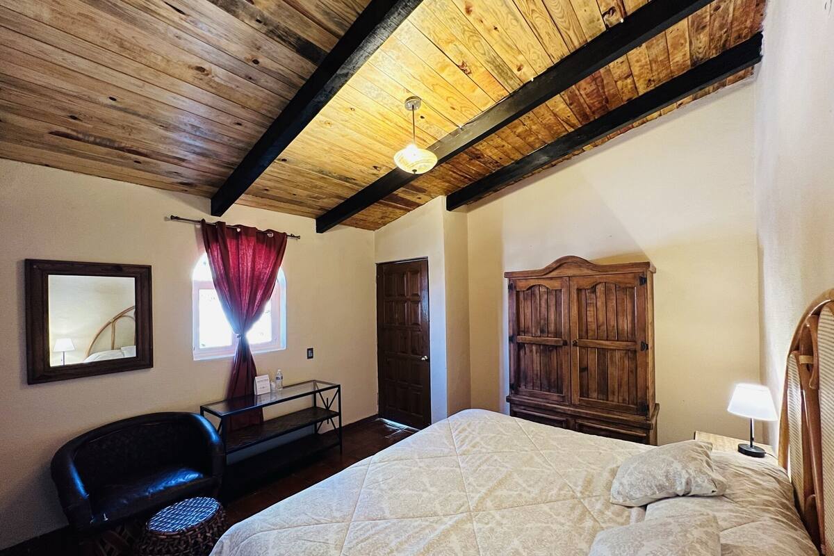 Classic Room | Bed sheets