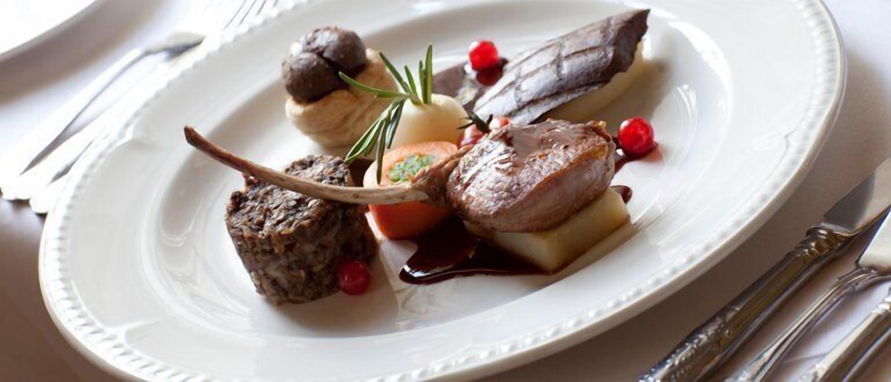 breakfast and dinner served