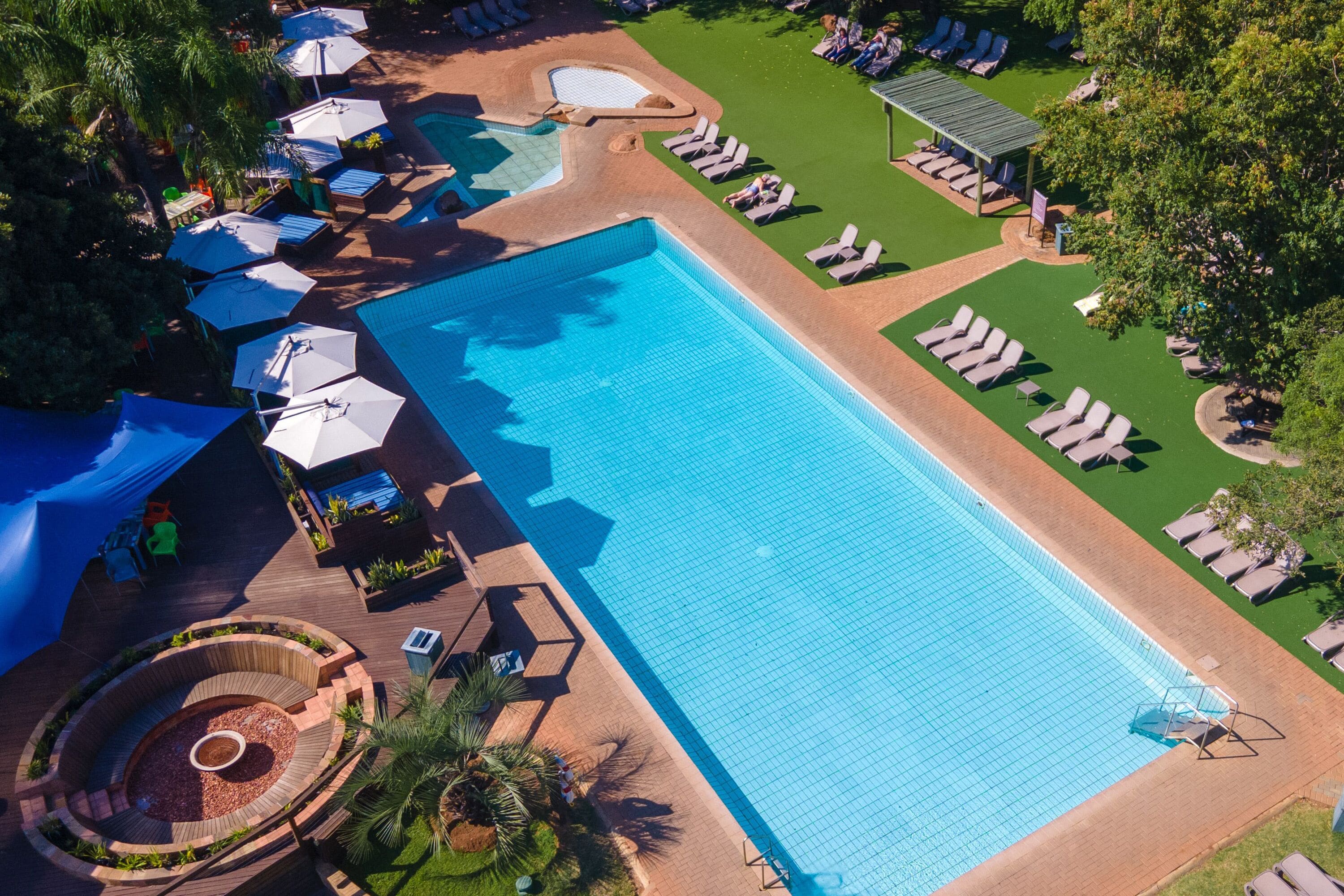 Indoor pool, outdoor pool, sun loungers
