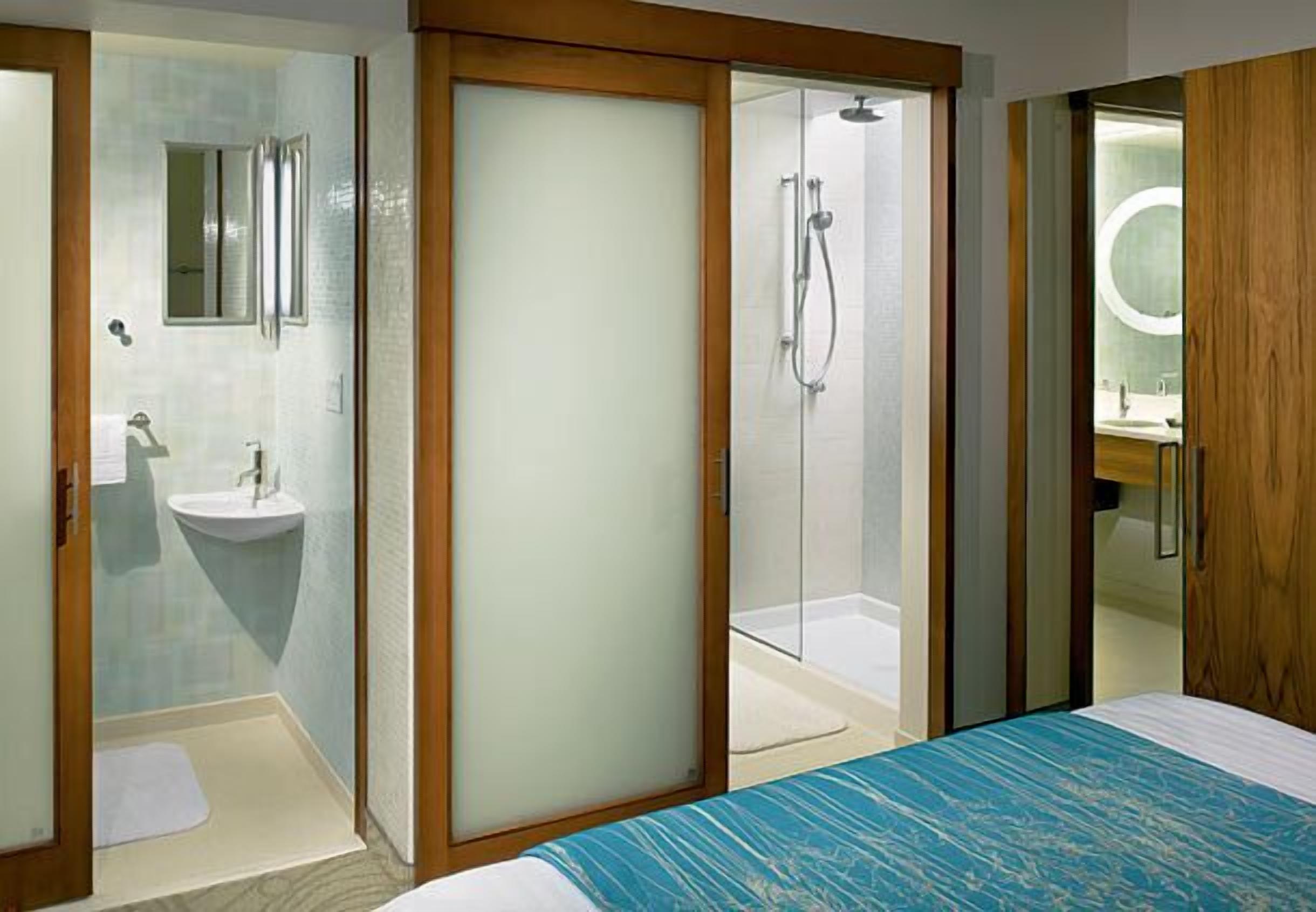 in-room safe, desk, iron/ironing board, free cots/infant beds