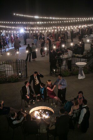 Outdoor wedding area - Maxwelton Braes Lodge and Golf Course (Baileys Harbor)