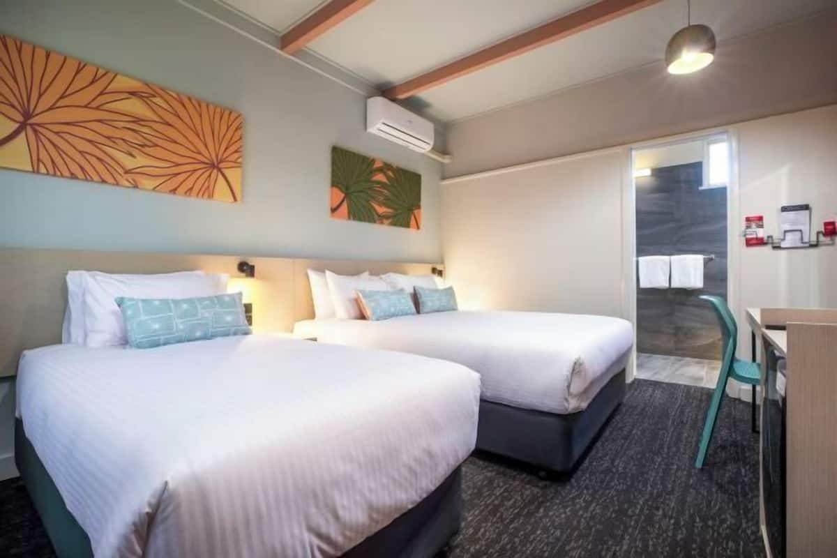 1 chambre, fer et planche Ă repasser, Wi-Fi gratuit, draps fournis