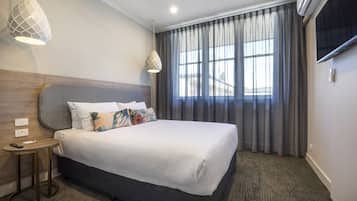 Two Bedroom Apartment | 1 bedroom, iron/ironing board, free WiFi, bed sheets