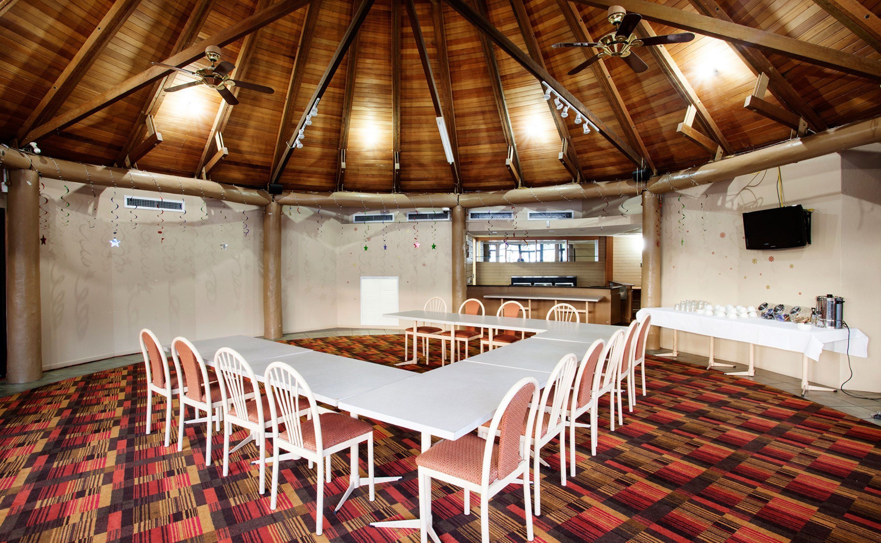 Photo - Nightcap At Balaclava Hotel