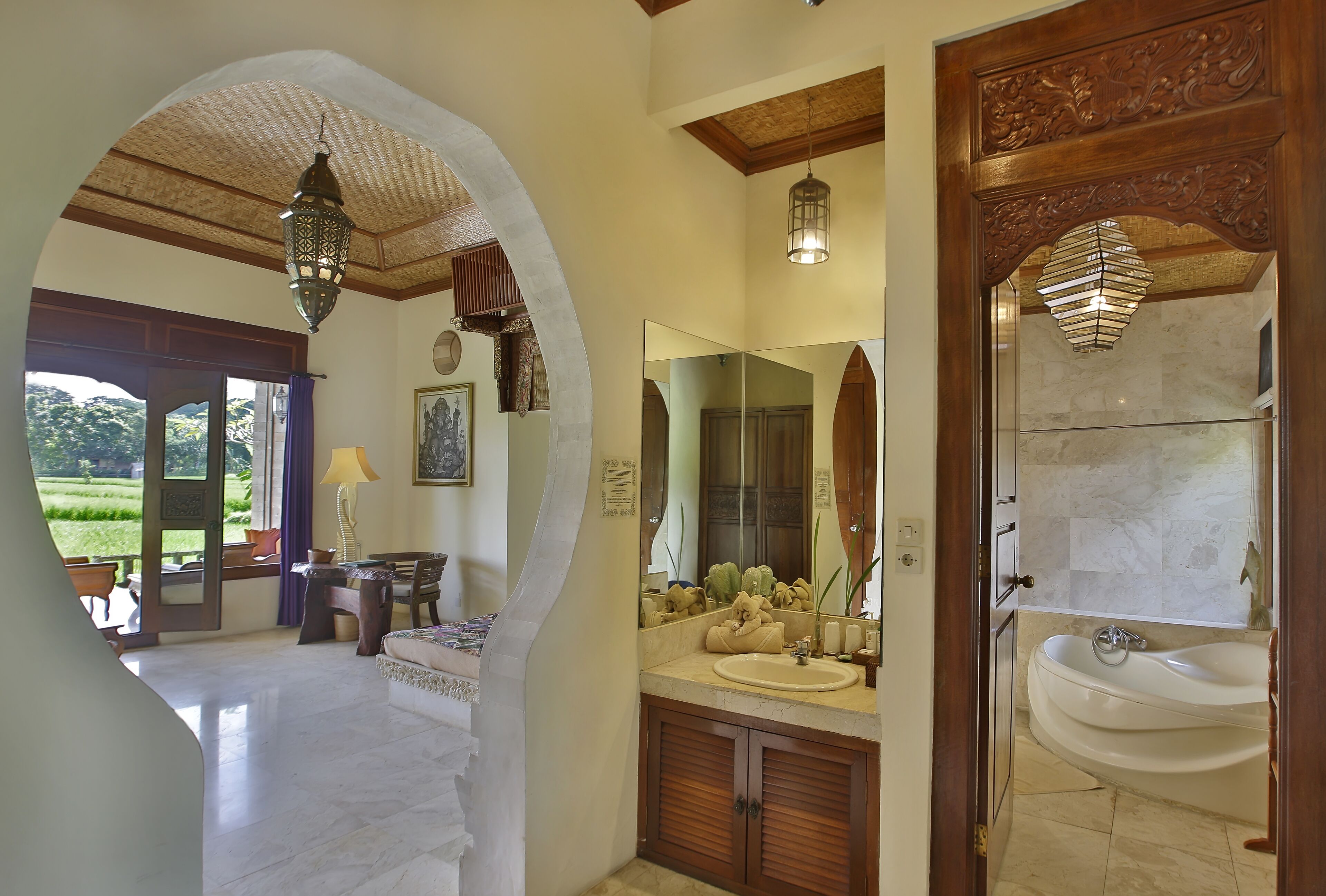 deluxe room | bathroom | shower, hair dryer, slippers, towels