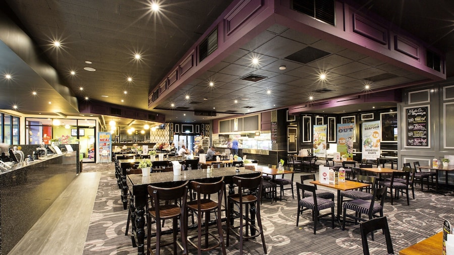 ナイトキャップ アット スカイウエイズ ホテル